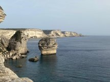 Von Barcelona zu den Gewässern des Bonifacio-Stroms