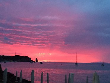 25. April Zwischen den toskanischen Inseln und Cape Corse, Capraia und Giraglia.