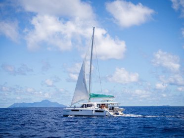 Catamaran Holiday in the Seychelles 2026 – Easter Island Hopping!
