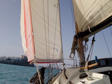 Navegación por la reserva marítima de la Sierra de Irta