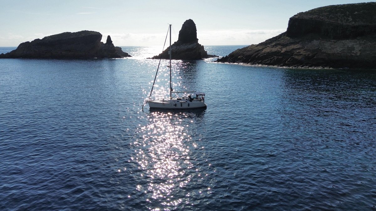 Prácticas de Seguridad y Navegación Patrón de Yate en Valencia, máximo 6 alumnos