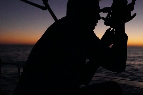 Travesía astronómica en catamarán a las islas Columbretes