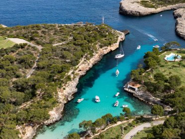 Noleggio barca a vela di 5 giorni tra le calette di Maiorca